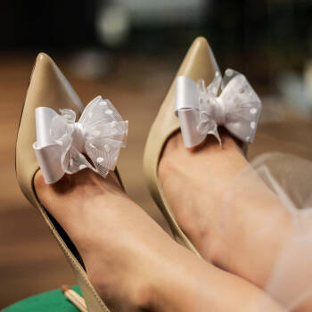 Klipsy do butów ślubne / Kokardki 3d L Dots