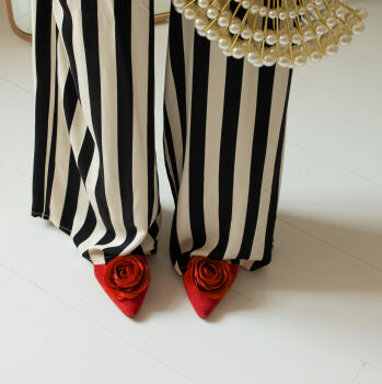 Ozdoby do obuwia kwiaty róże / Red Roses